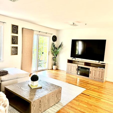 Stylish Evergreen Apartment By Newark Airport Exterior foto