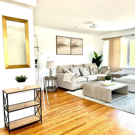 Stylish Evergreen Apartment By Newark Airport Exterior foto