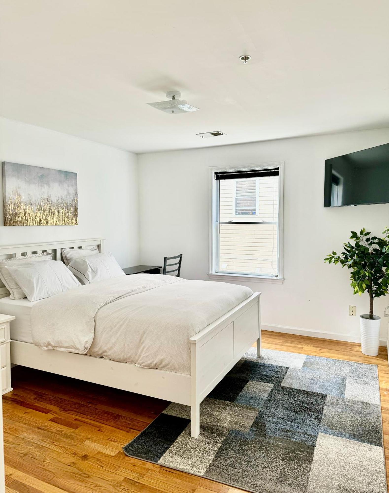 Stylish Evergreen Apartment By Newark Airport Exterior foto