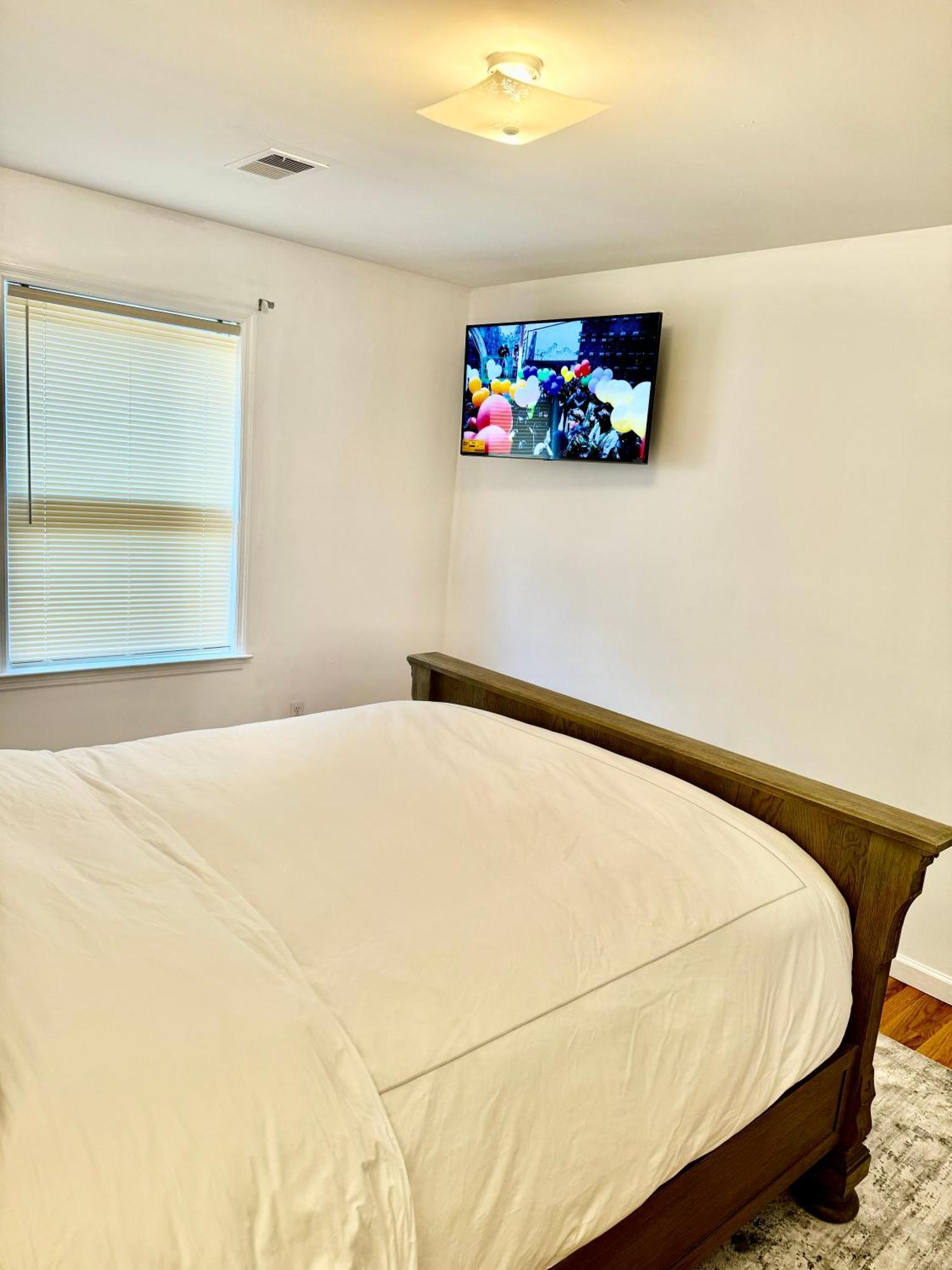 Stylish Evergreen Apartment By Newark Airport Exterior foto