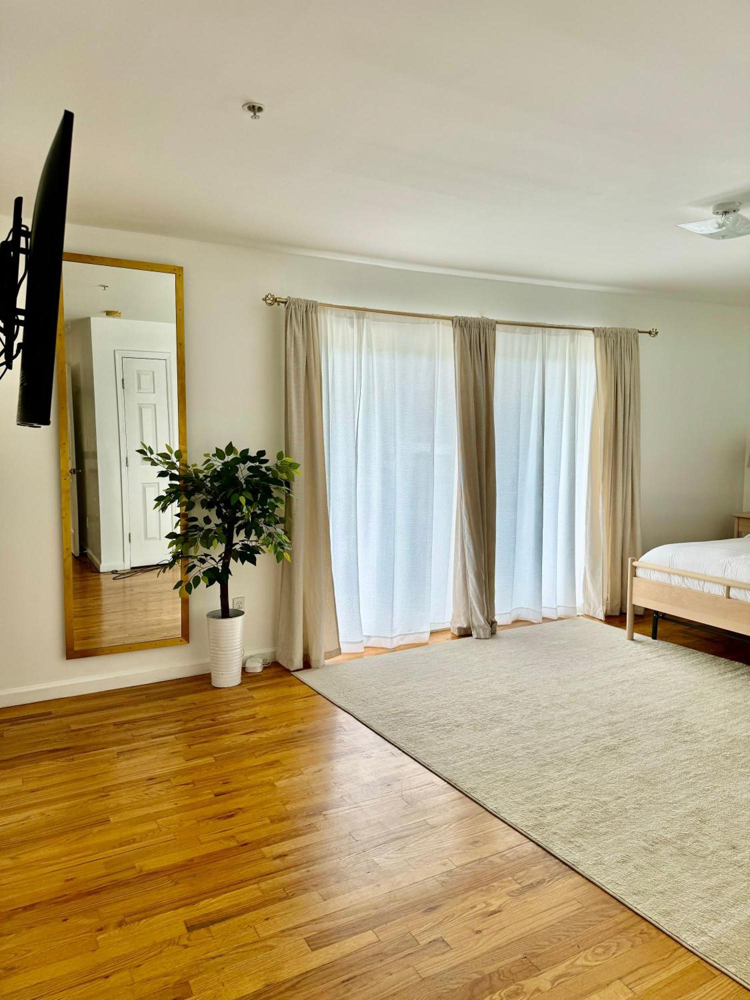Stylish Evergreen Apartment By Newark Airport Exterior foto